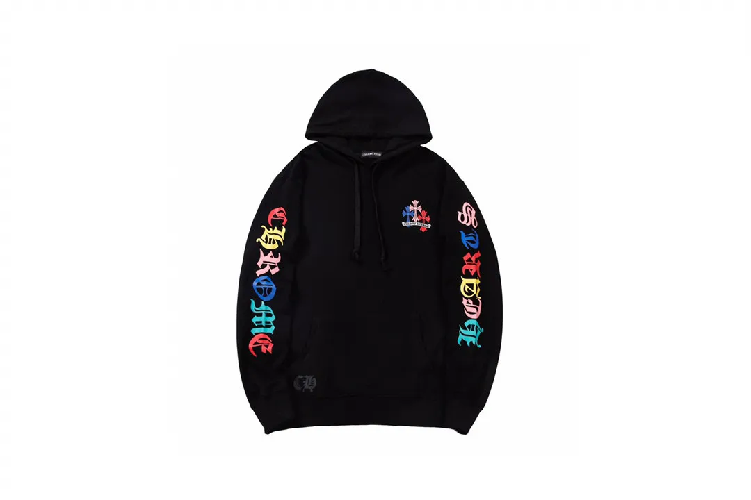 M20—P210 -Chrome Hearts/Chrome Hearts printed sweatshirt cardigan jacket -420 grams of high-density, high-quality wool, soft, delicate and skin-friendly, soft and silky to the touch, warm and skin-friendly -The hardware zipper accessories are all customized and full of details -Colour: black white -Size: S M L XL